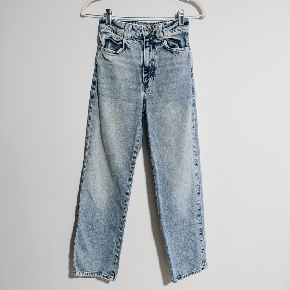 Zara - Light Wash High Rise Jeans